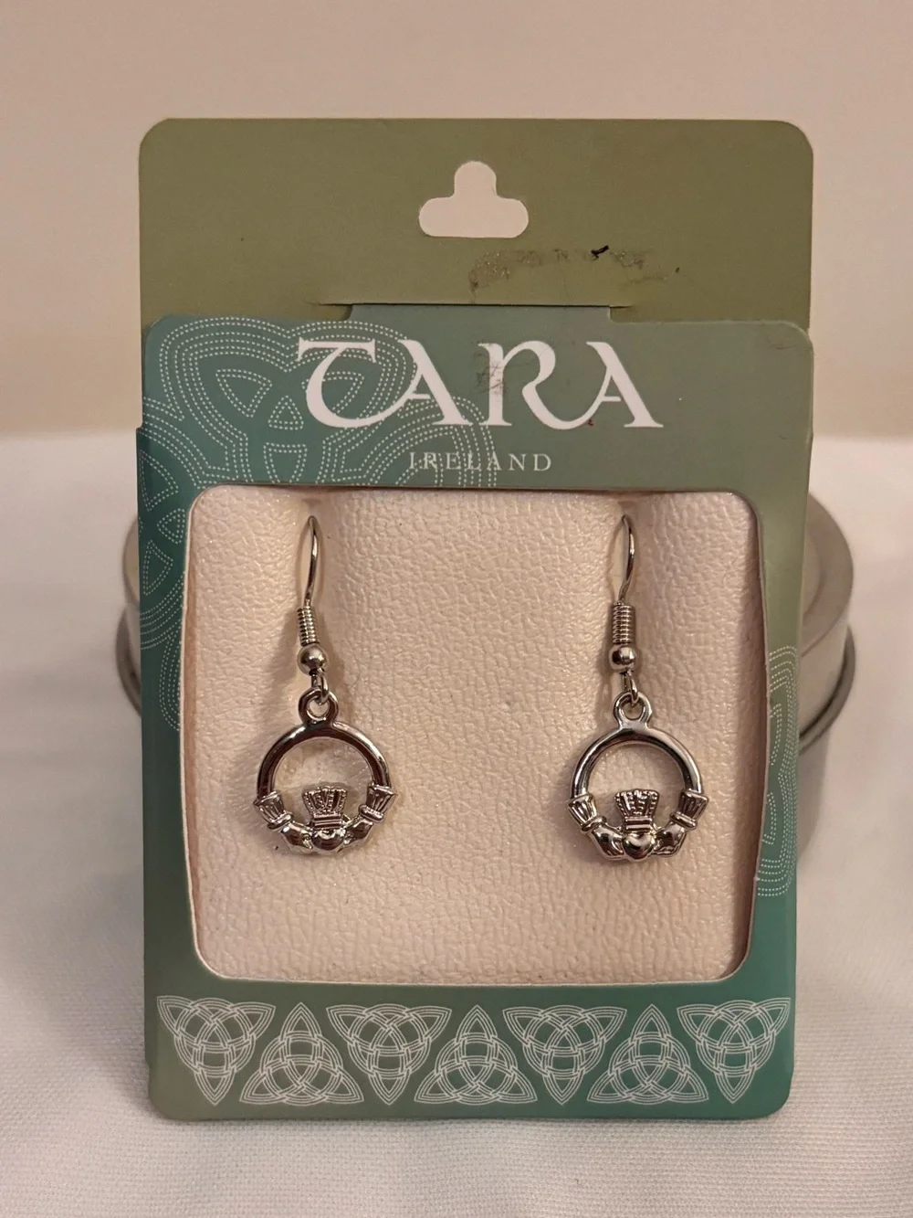 Claddagh Dangle Earrings - Ireland Silver Tone